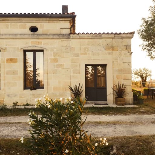 gite-civrac-blaye-jardin-ferme-bras-fer-1-3