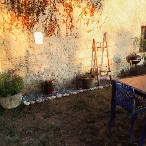 gite-civrac-blaye-jardin-ferme-bras-fer-1